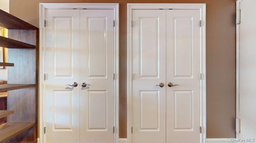 apt-5h-118 Union Tpke, Forest Hills, NY, 11375-6102 | Card Image