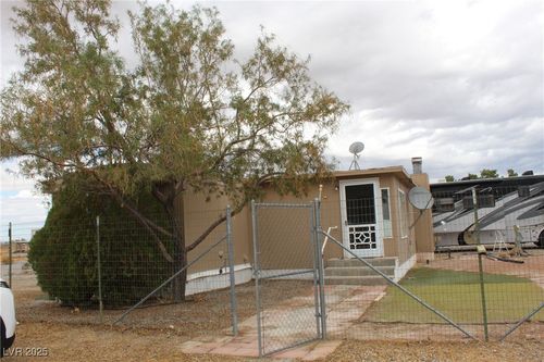 3350 Turner Blvd, Pahrump, NV, 89061-8707 | Card Image