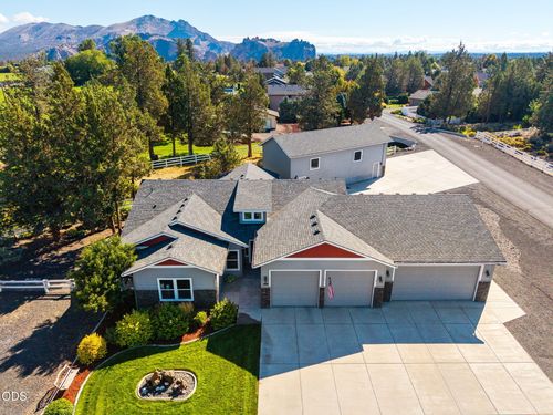 9516 13th St, Terrebonne, OR, 97760-8706 | Card Image