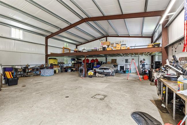 744 E Wiedemann Rd, Home with 4 bedrooms, 2 bathrooms and null parking in Flatonia TX | Image 28
