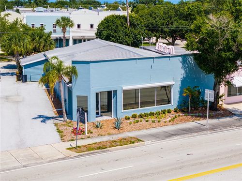 2216 Us Highway 1, Vero Beach, FL, 32960-5328 | Card Image