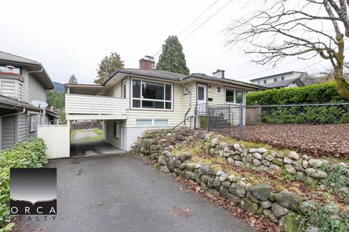 1033 Jefferson Ave, West Vancouver, BC, V7T2A6 | Card Image