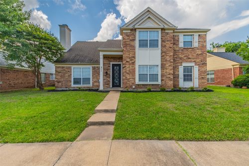 311 Pemberton Pl, Cedar Hill, TX, 75104-5011 | Card Image