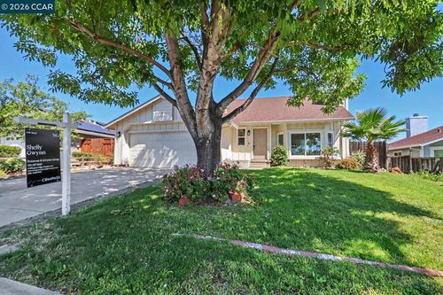 1940 Gateway Dr, Oakley, CA, 94561-2621 | Card Image