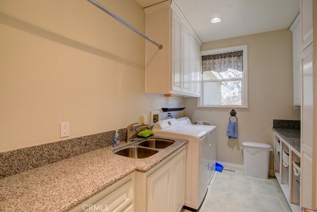 32557 Pine Cone Ct A&B, House other with 5 bedrooms, 5 bathrooms and 5 parking in Running Springs CA | Image 25
