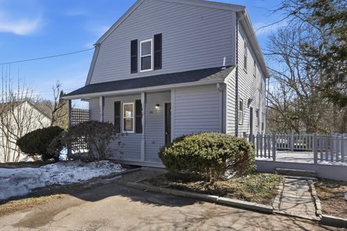 66 Newland Ave, Bellingham, MA, 02019-1966 | Card Image