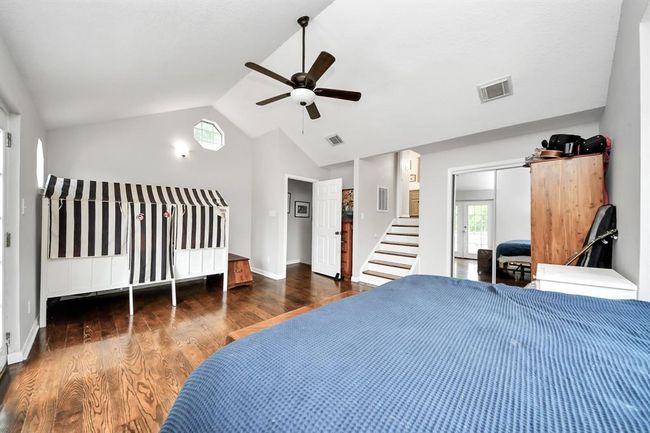 6502 S Highway 35, House other with 5 bedrooms, 3 bathrooms and 3 parking in Alvin TX | Image 22