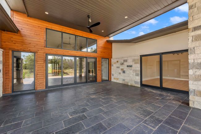 6507 Ranch Road 962 W, House other with 4 bedrooms, 5 bathrooms and null parking in Round Mountain TX | Image 6