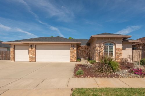 3326 Hotlam Rd, Redding, CA, 96002-9139 | Card Image