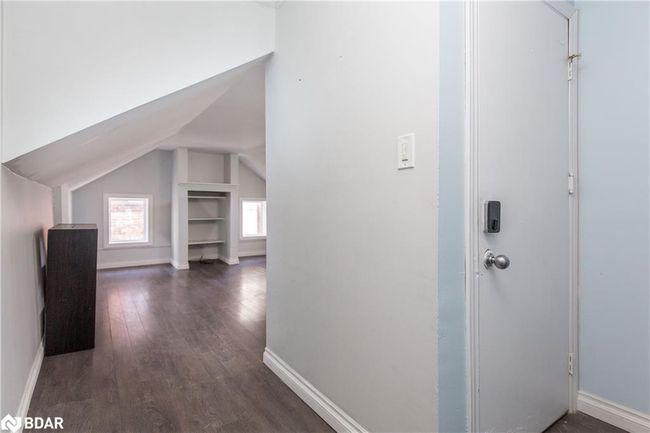 23 Elgin St, Home with 4 bedrooms, 3 bathrooms and 3 parking in Orillia ON | Image 8