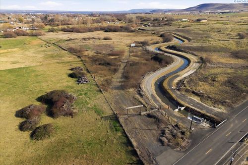 NKA 9 Canyon Rd, Kennewick, WA, 99337 | Card Image