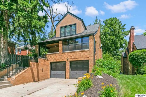 5164 Lake St, Omaha, NE, 68104-4365 | Card Image