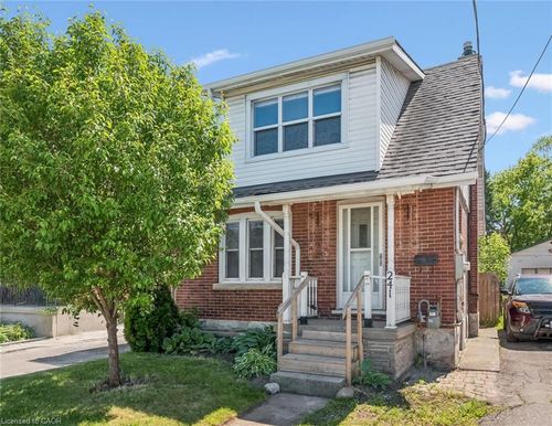 241 Victoria Road S, Guelph, ON, N1E5P9 | Card Image