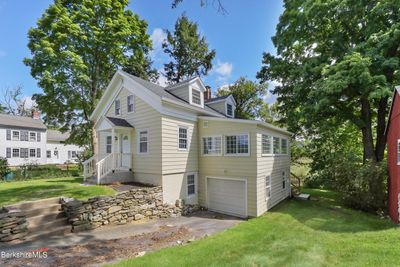 454 Sheffield Plain Rd, House other with 3 bedrooms, 1 bathrooms and 3 parking in Sheffield MA | Image 3