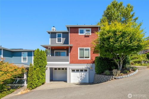 1858 S Bennett Drive, Seattle, WA, 98108 | Card Image