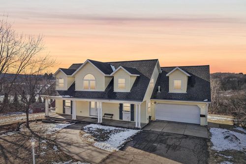 S1135 Rhine Dr, La Valle, WI, 53941-9567 | Card Image