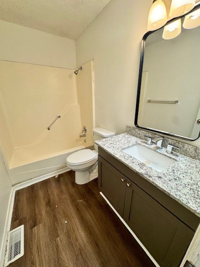 APT-5 - 1701 S West End St, Townhouse with 2 bedrooms, 2 bathrooms and null parking in Springdale AR | Image 9