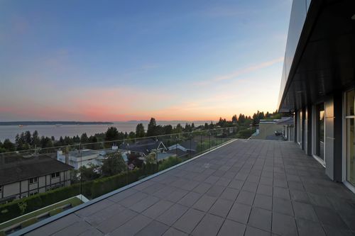2370 Palmerston Ave, West Vancouver, BC, V7V2W1 | Card Image