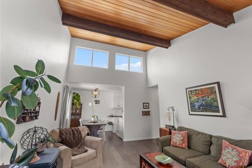 301-5553 16 Ave, Delta, BC, V4M2H7 | Card Image