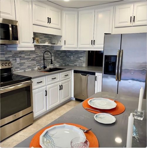 605-2641 Gately Dr W, West Palm Beach, FL, 33415-7710 | Card Image