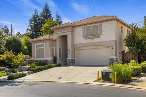 1637 Seven Falls, Modesto, CA, 95355 | Card Image
