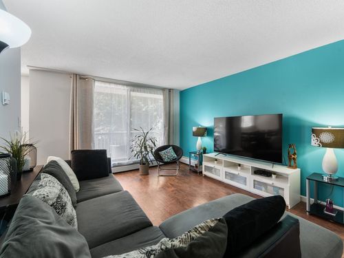 404-320 Royal Avenue, New Westminster, BC, V3L5C6 | Card Image