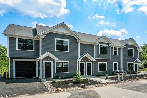 18c-18 Columbia Rd, Basking Ridge, NJ, 07920-1559 | Card Image