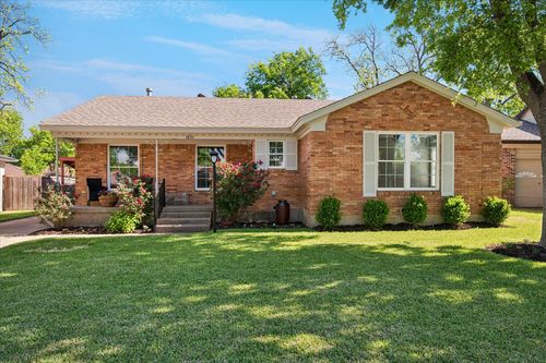 1831 Swan Dr, Dallas, TX, 75228-4213 | Card Image