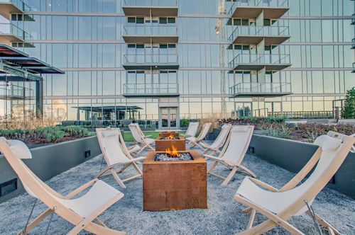 apt-807-1212 Laurel St, Nashville, TN, 37203-4421 | Card Image