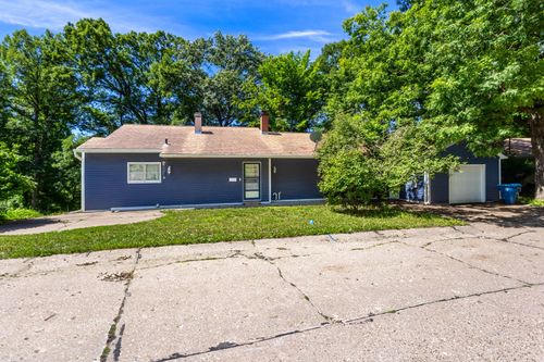 1218 20th Avenue Way, East Moline, IL, 61244-2224 | Card Image