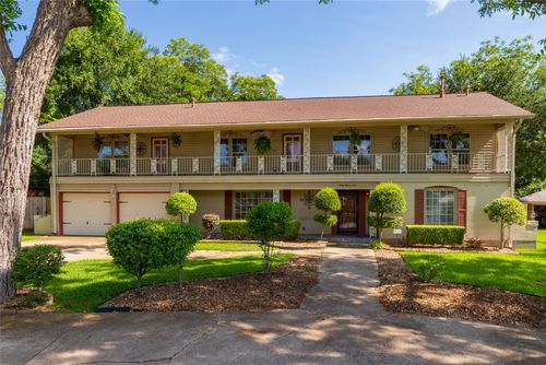 3809 Diamond Loch W, North Richland Hills, TX, 76180-8729 | Card Image