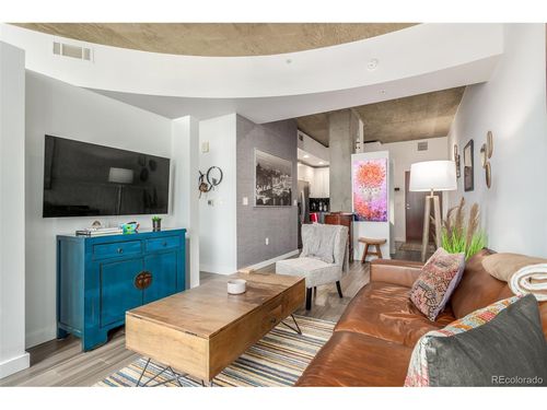 unit-1023-1700 Bassett St, Denver, CO, 80202-1921 | Card Image