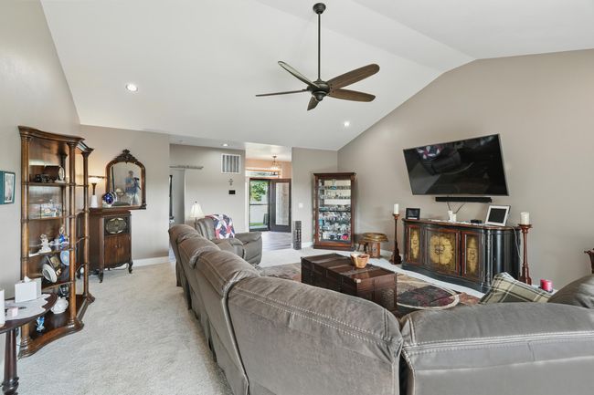 Open And Airy | Image 12