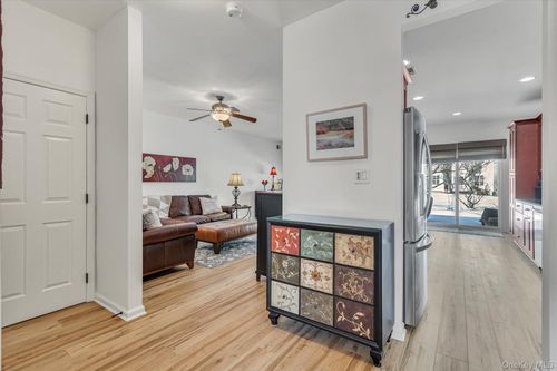 83 Manitou Trl, Kings Park, NY, 11754-4549 | Card Image