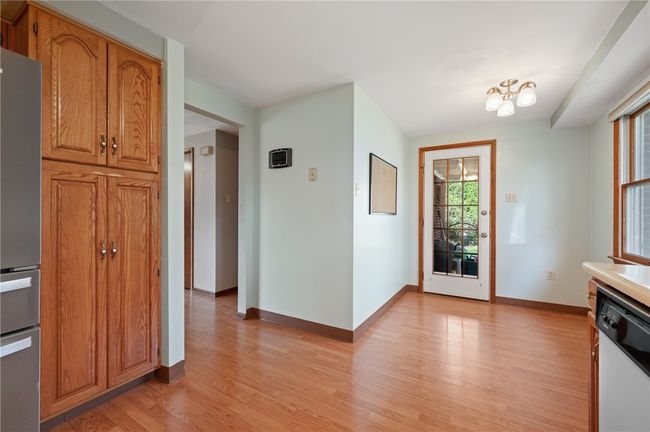 201 Cameron Dr, House other with 3 bedrooms, 3 bathrooms and 2 parking in Irwin PA | Image 12