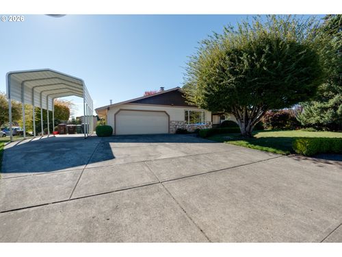 1574 Se Bush St, Hillsboro, OR, 97123 | Card Image