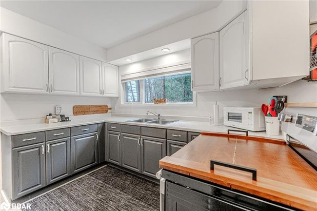 315 Cedar Ave, House other with 2 bedrooms, 1 bathrooms and 5 parking in Meaford ON | Image 5