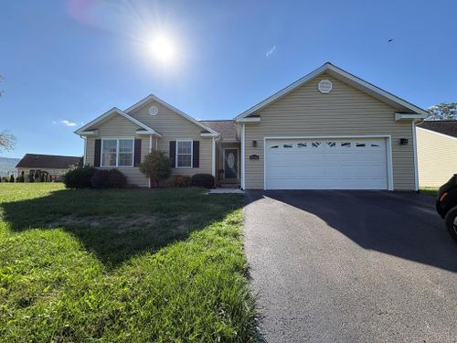 1986 Peakland Drive, Pulaski, VA, 24301 | Card Image