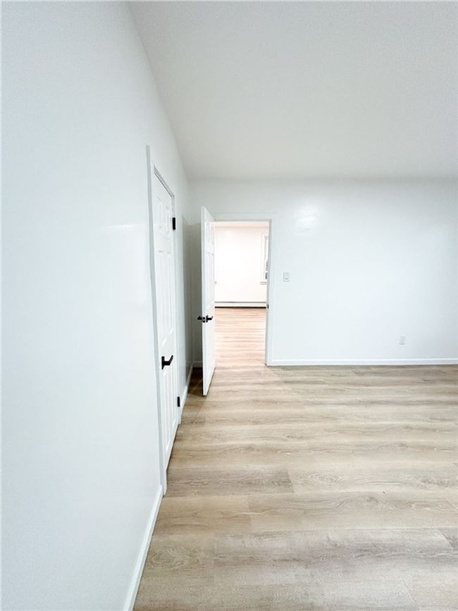 9 Octavia St, Home with 4 bedrooms, 2 bathrooms and 8 parking in Providence RI | Image 6