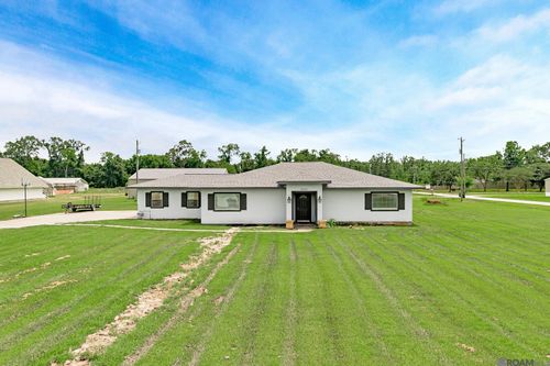 43271 Bayou Narcisse Rd, Gonzales, LA, 70737-7661 | Card Image