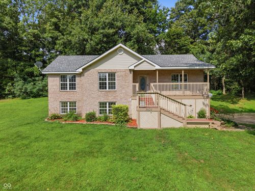 5920 Hidden Lake Ln, Nineveh, IN, 46164-9175 | Card Image