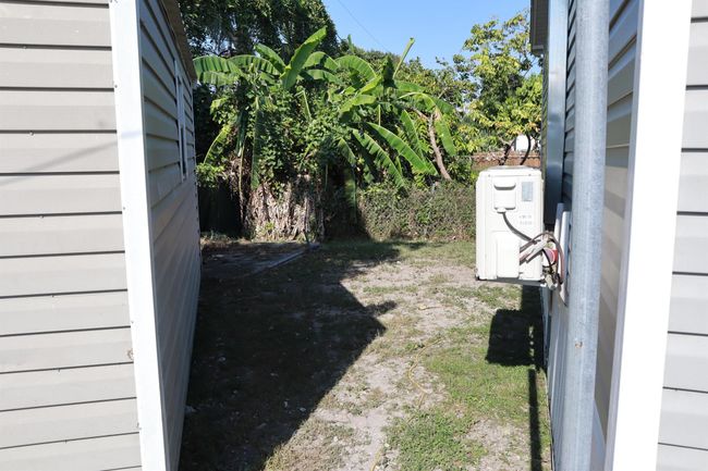 817 E 7 Th St, House other with 3 bedrooms, 2 bathrooms and null parking in Pahokee FL | Image 44