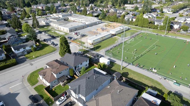 Aerial view of residential area | Image 30