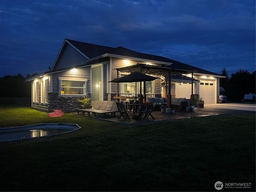 12419 Hilltop Rd, Arlington, WA, 98223-8826 | Card Image
