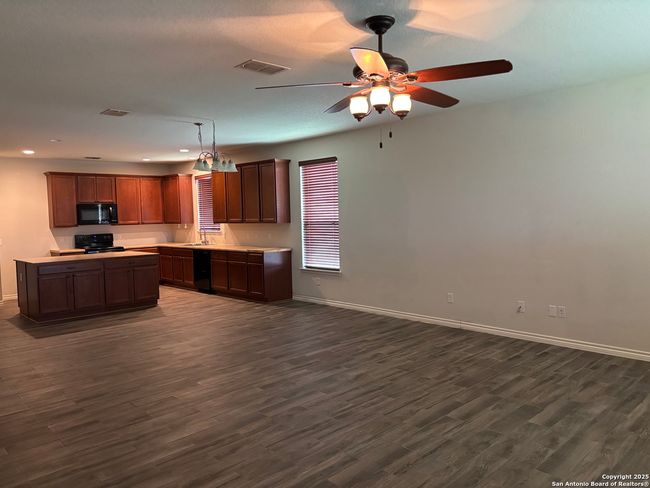 3711 Lazy Diamond, House other with 4 bedrooms, 2 bathrooms and null parking in Selma TX | Image 8