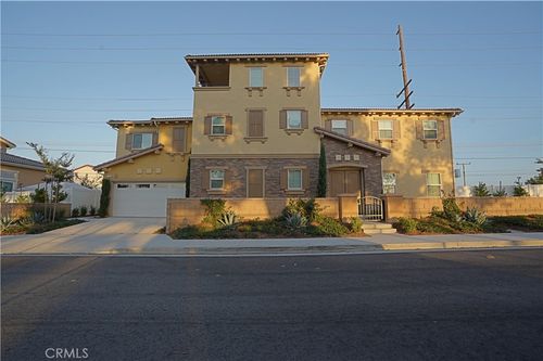 22331 Normandie Ave, Torrance, CA, 90501-4236 | Card Image