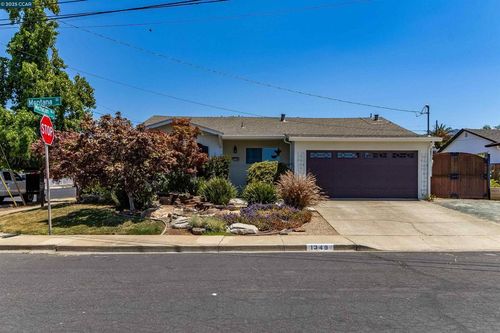 1349 Montana Dr, Concord, CA, 94521-4129 | Card Image