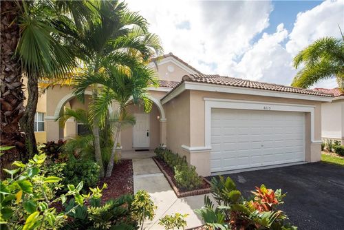 4015 Palm Pl, Weston, FL, 33331-5036 | Card Image