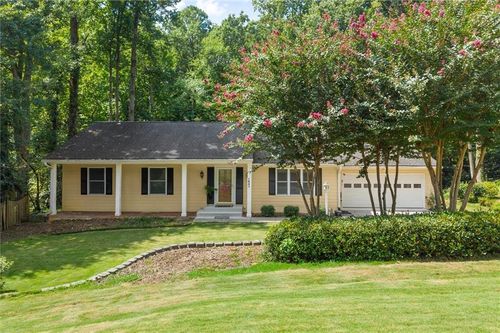 1857 Meadowood Dr, Marietta, GA, 30062-6749 | Card Image