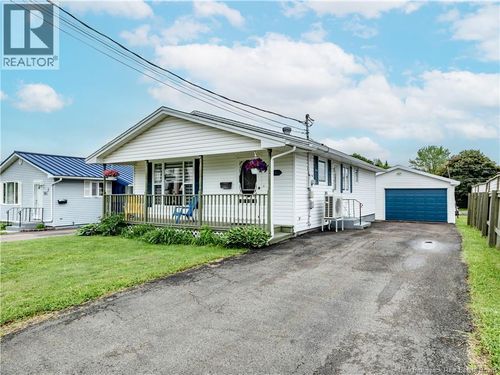 199 Cedar St, Moncton, NB, E1C7L6 | Card Image